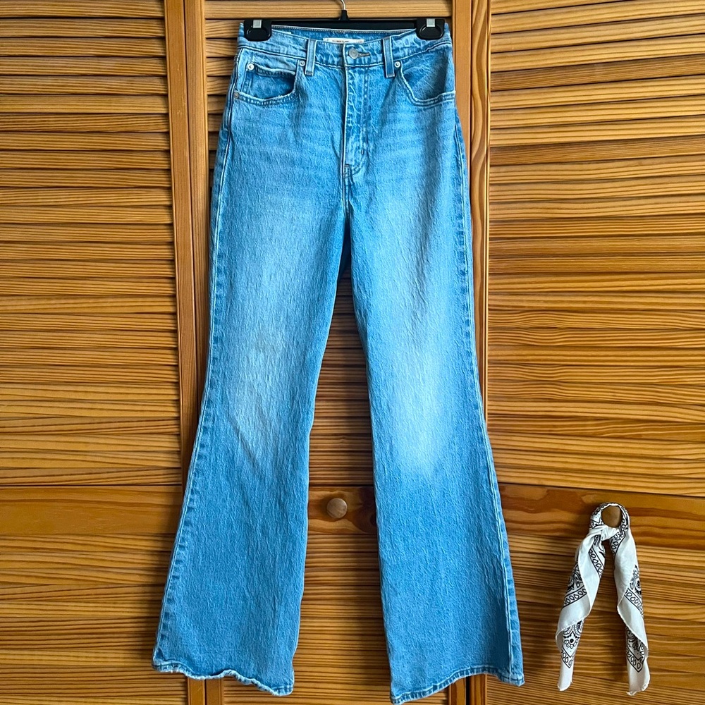 Levi’s 70s Flare stretch jeans